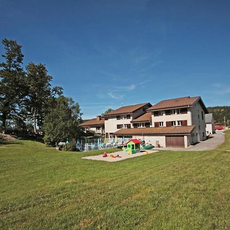 Village De Vacances Les Chevreuils Bellefontaine  Buitenkant foto